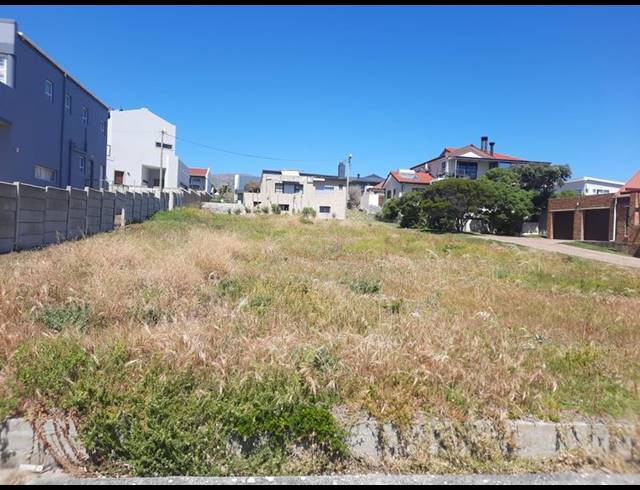 LAND FOR SALE IN DE KELDERS